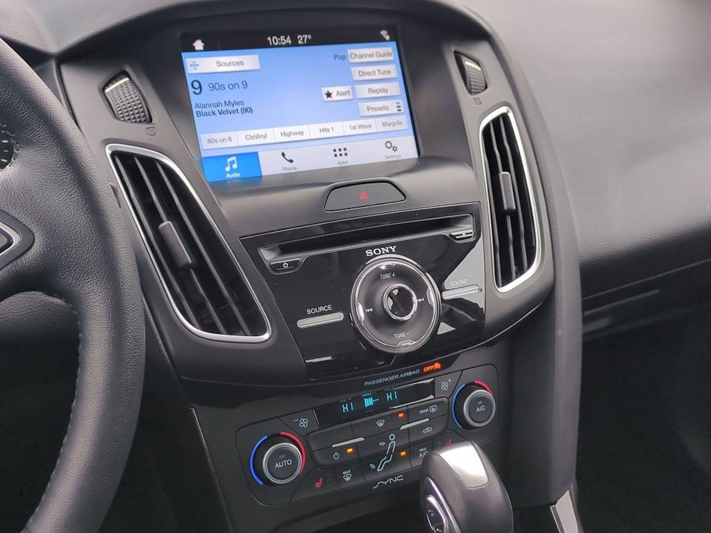 Thumbnail: 2018 Ford Focus - 14