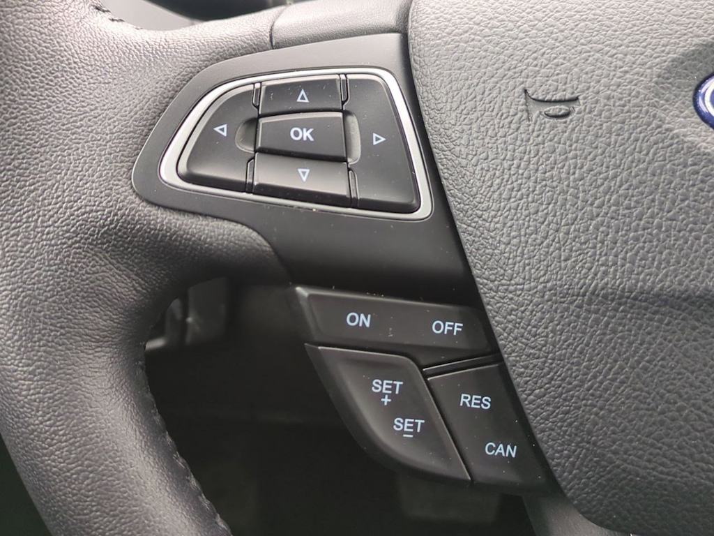 Thumbnail: 2018 Ford Focus - 30