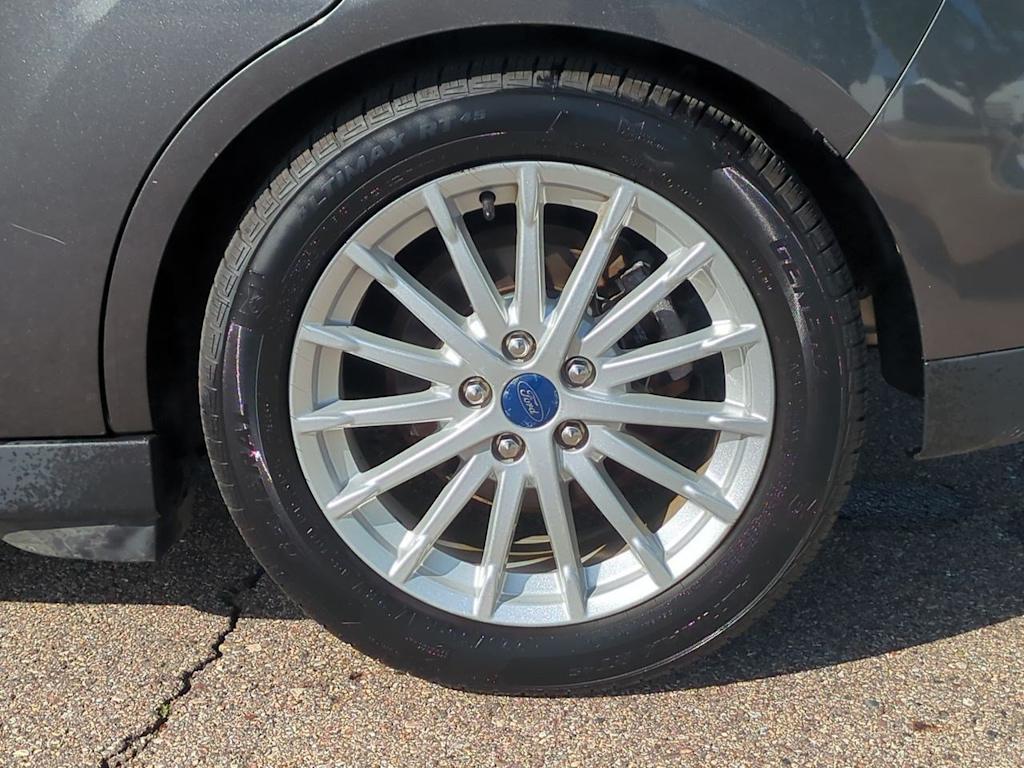 Thumbnail: 2016 Ford C-Max - 8