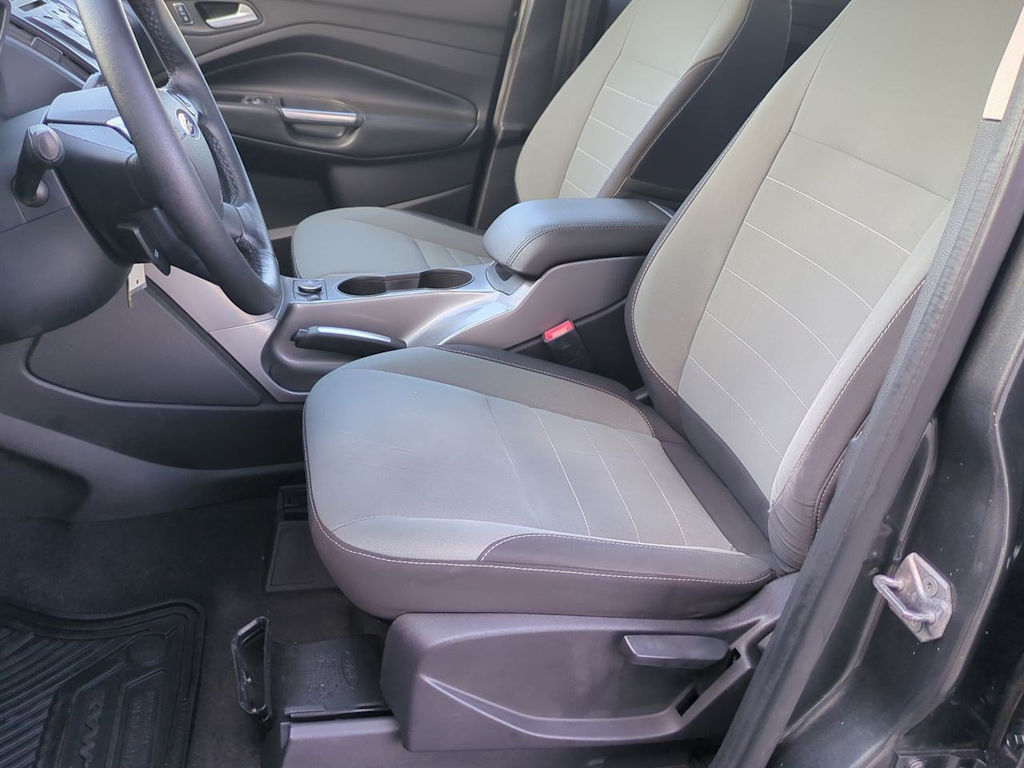 Thumbnail: 2016 Ford C-Max - 10