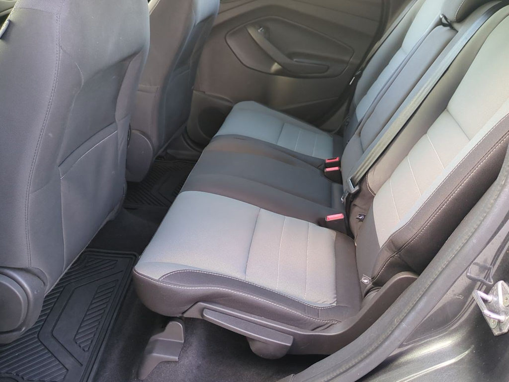 Thumbnail: 2016 Ford C-Max - 12