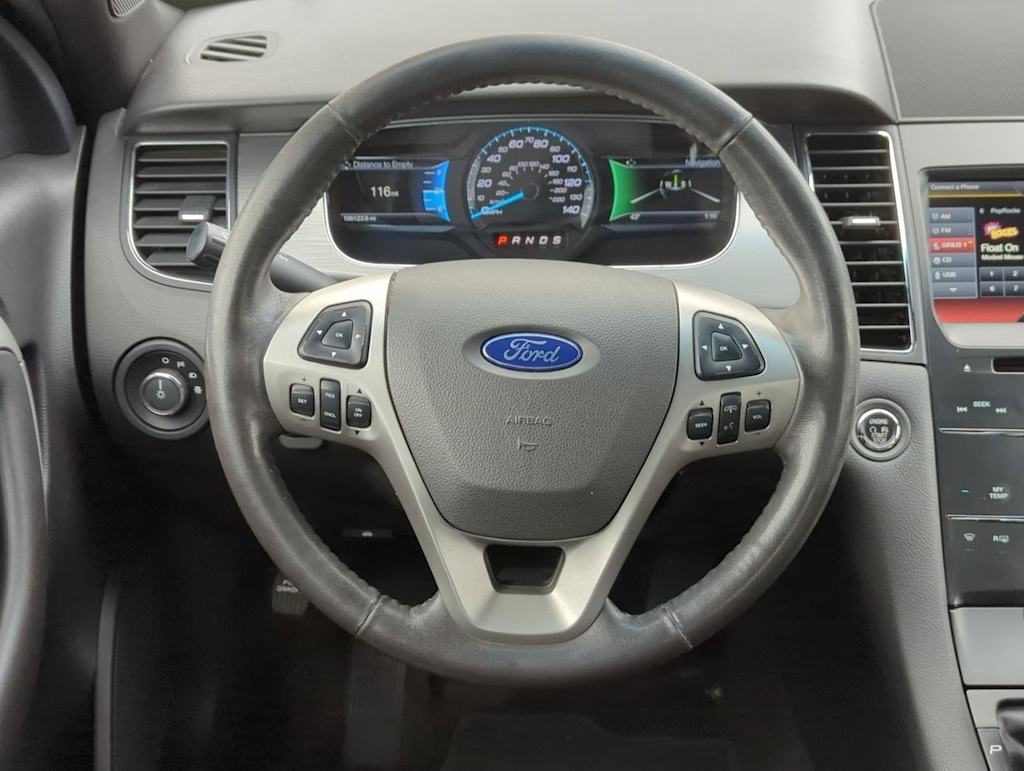 2015 Ford Taurus SEL 12