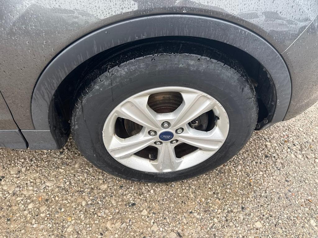 Thumbnail: 2016 Ford Escape - 8