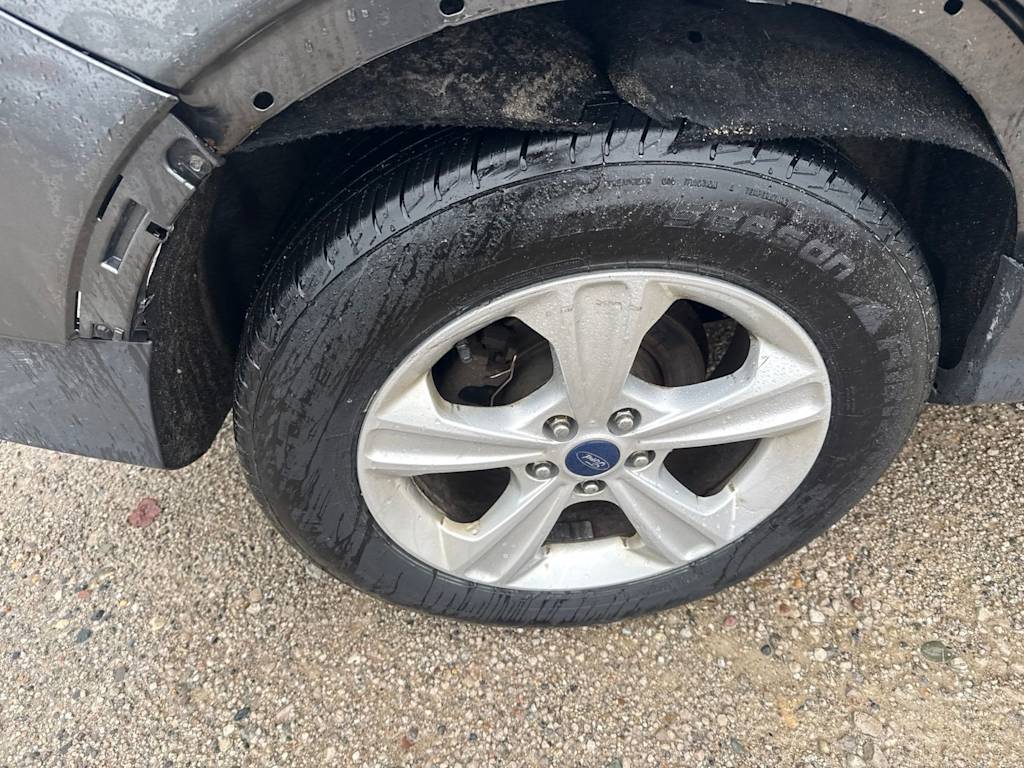 Thumbnail: 2016 Ford Escape - 19