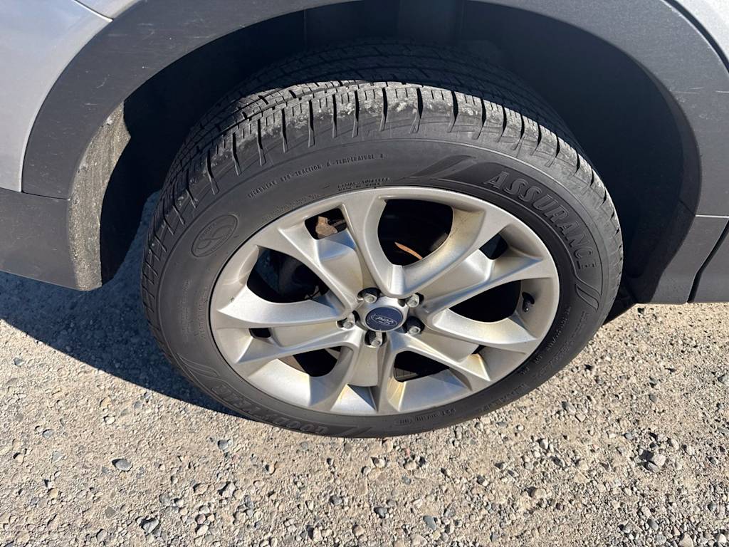 Thumbnail: 2014 Ford Escape - 17