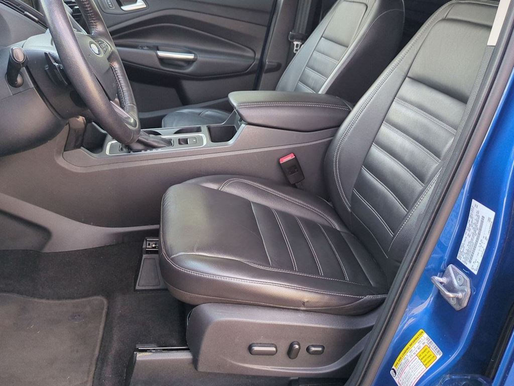 Thumbnail: 2017 Ford Escape - 10