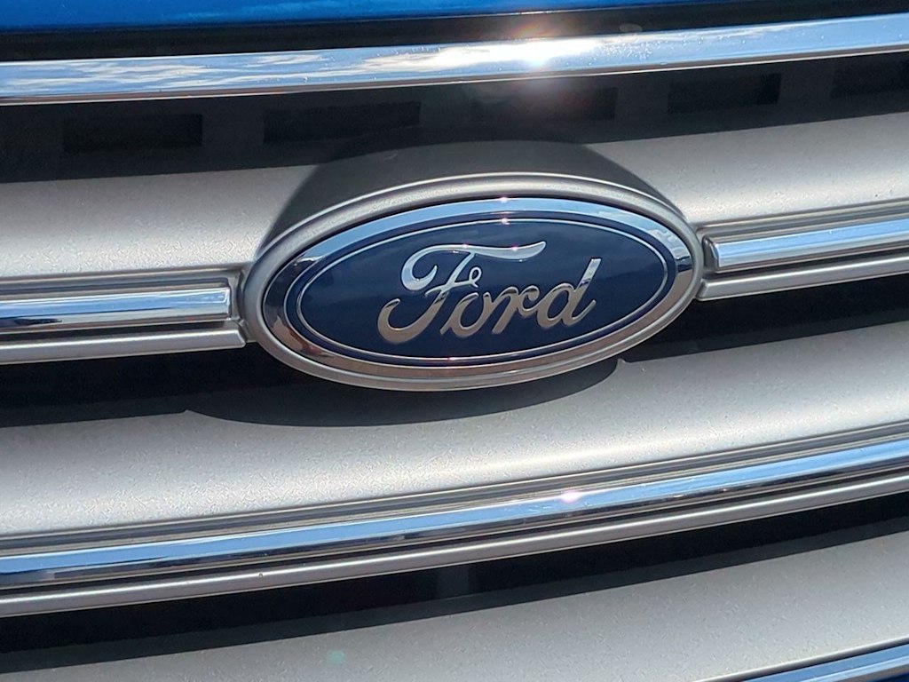 Thumbnail: 2017 Ford Escape - 7