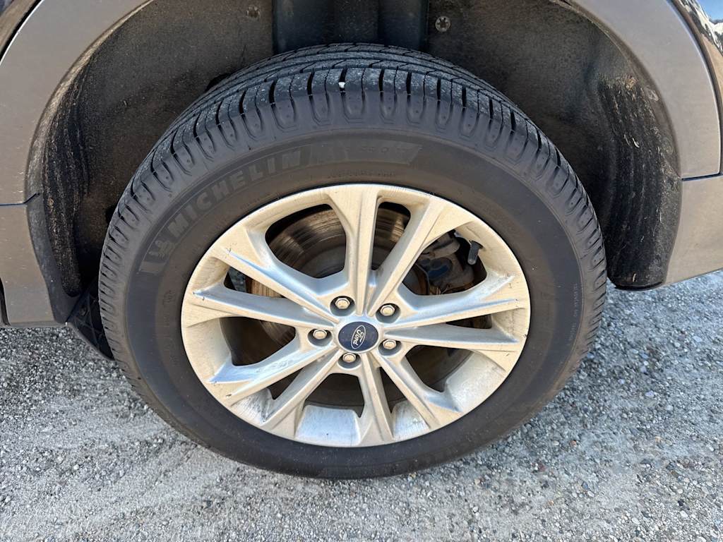 Thumbnail: 2019 Ford Escape - 18