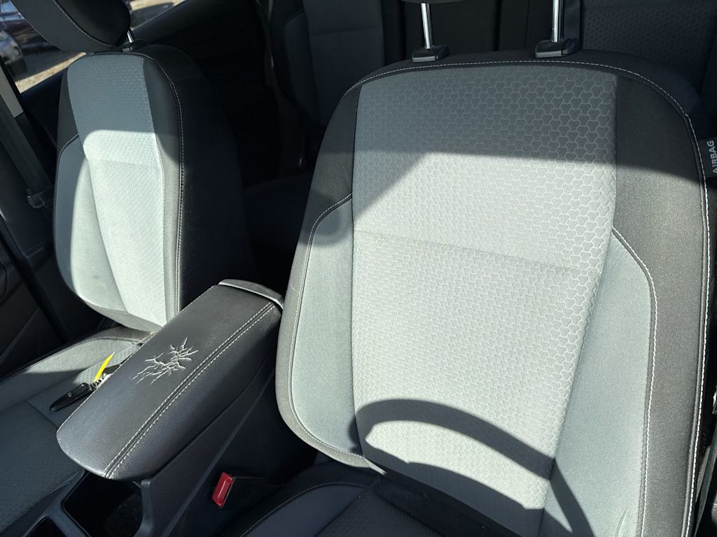 Thumbnail: 2019 Ford Escape - 9