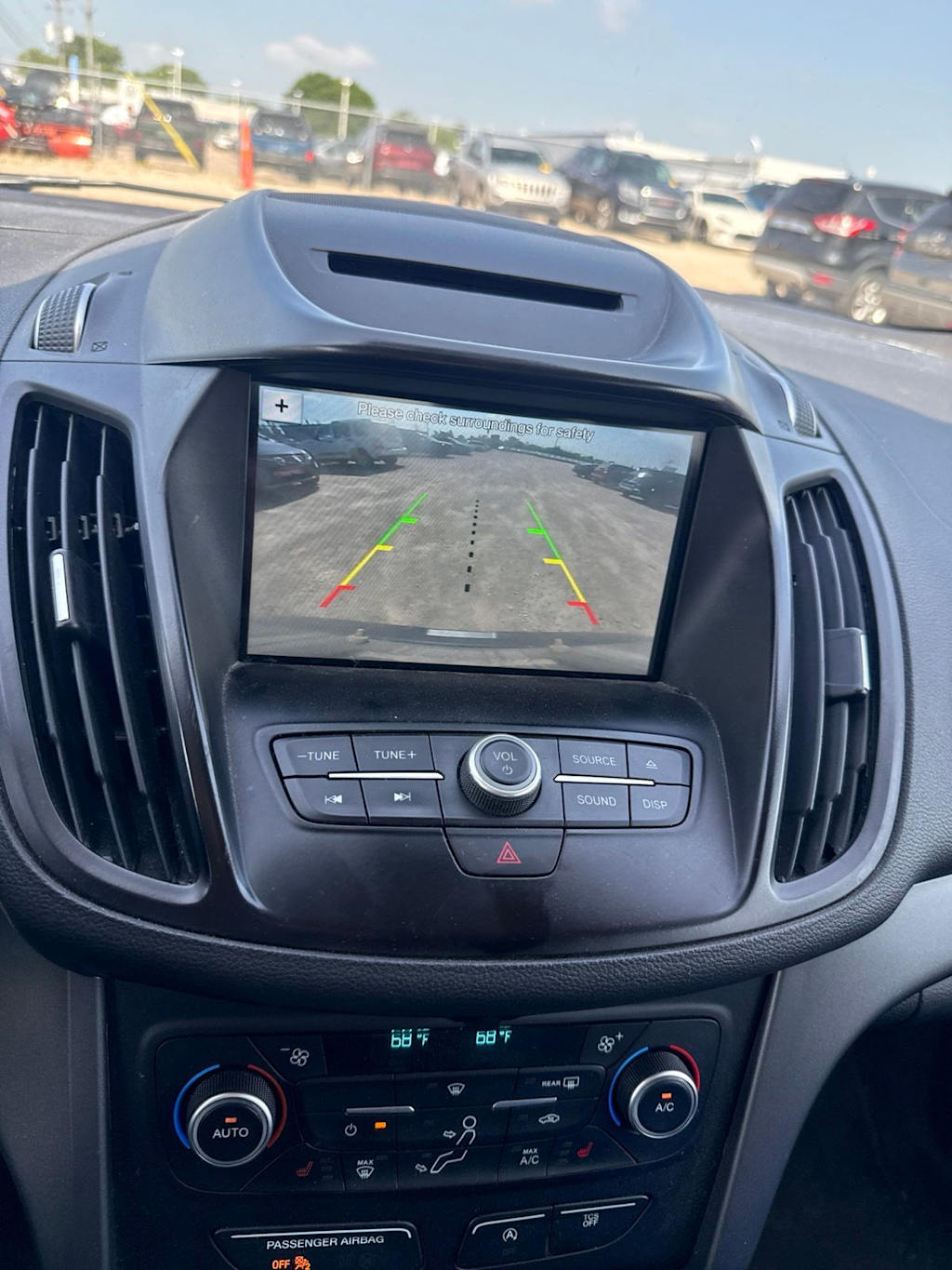 Thumbnail: 2018 Ford Escape - 11