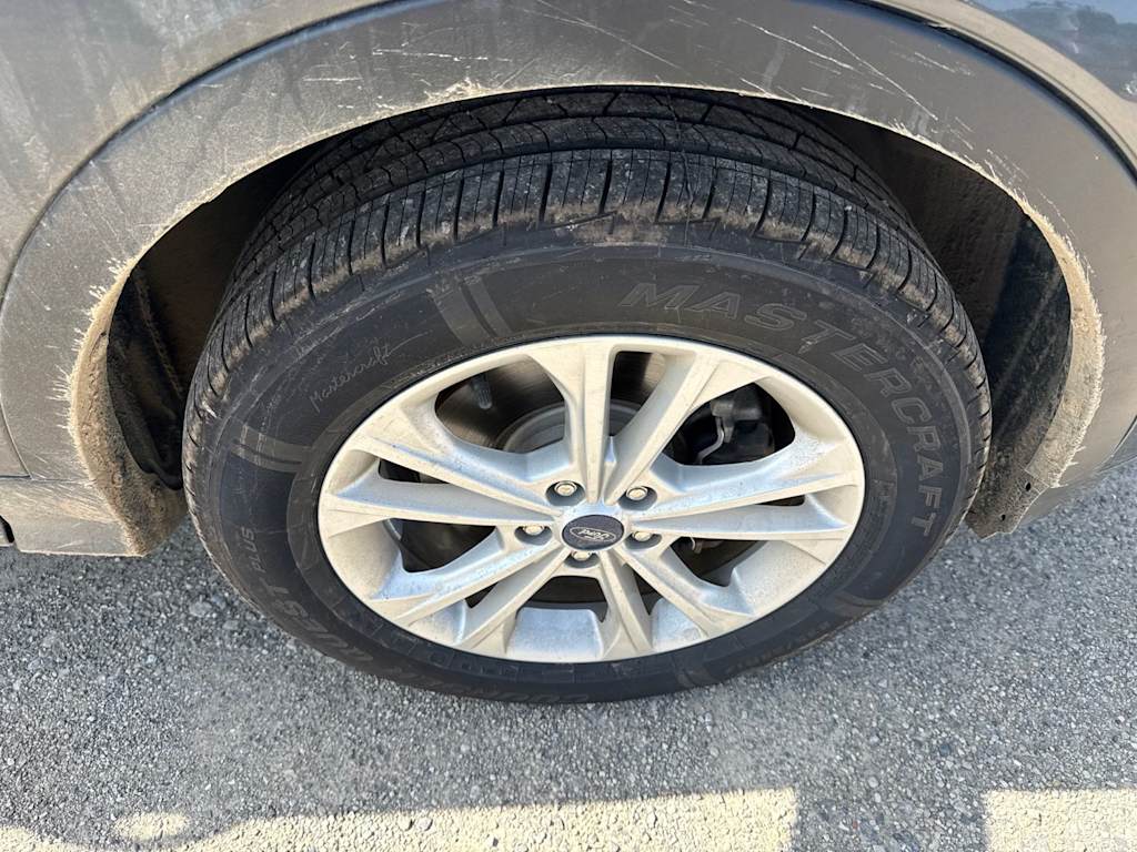 Thumbnail: 2018 Ford Escape - 8