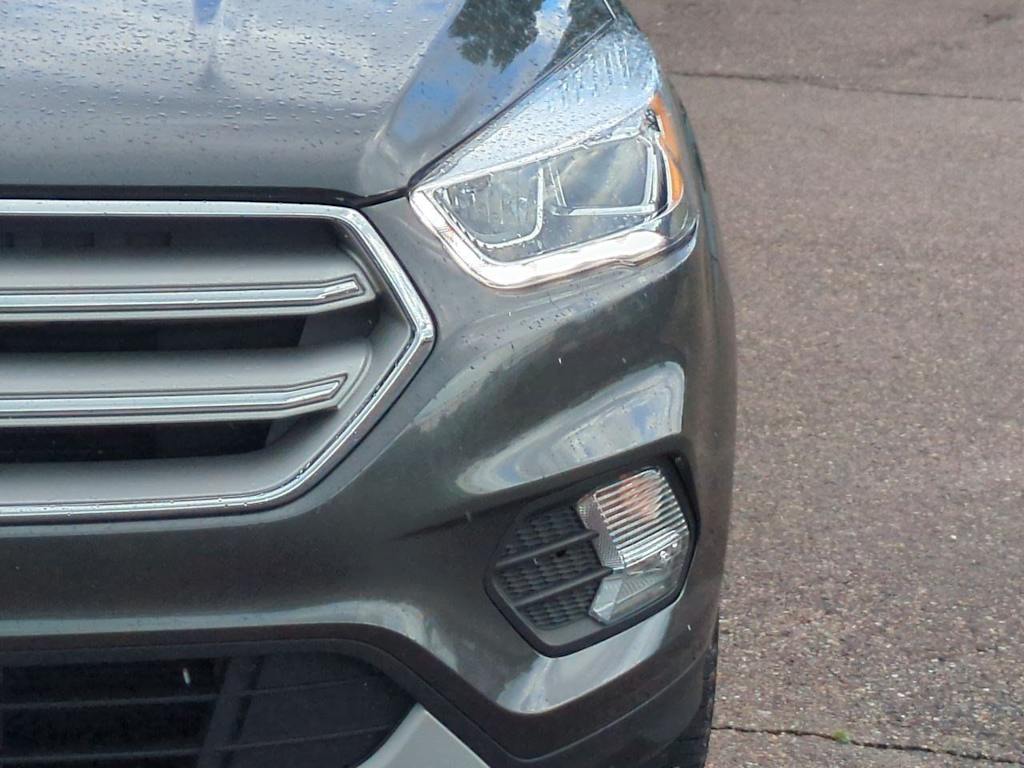 Thumbnail: 2019 Ford Escape - 7