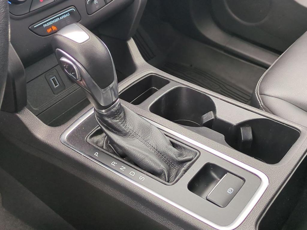 Thumbnail: 2019 Ford Escape - 15