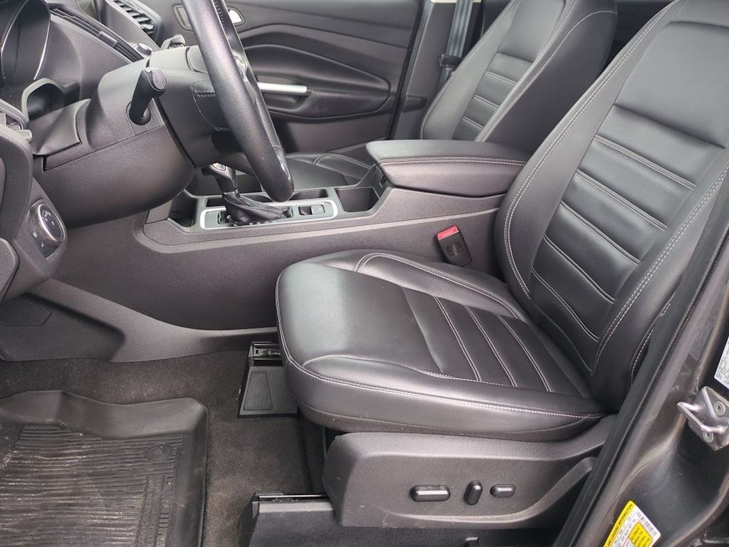 Thumbnail: 2019 Ford Escape - 10
