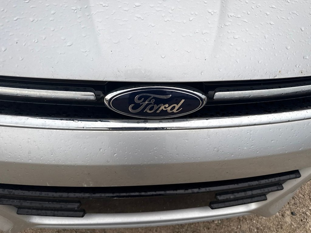 Thumbnail: 2013 Ford Escape - 6