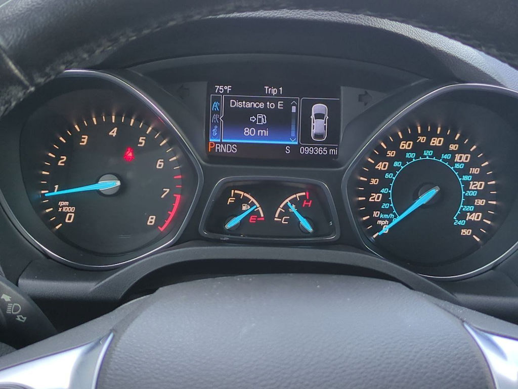 Thumbnail: 2013 Ford Escape - 16
