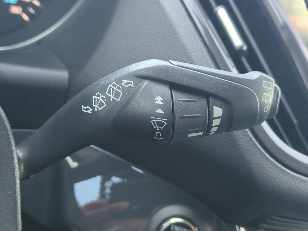 Thumbnail: 2013 Ford Escape - 30