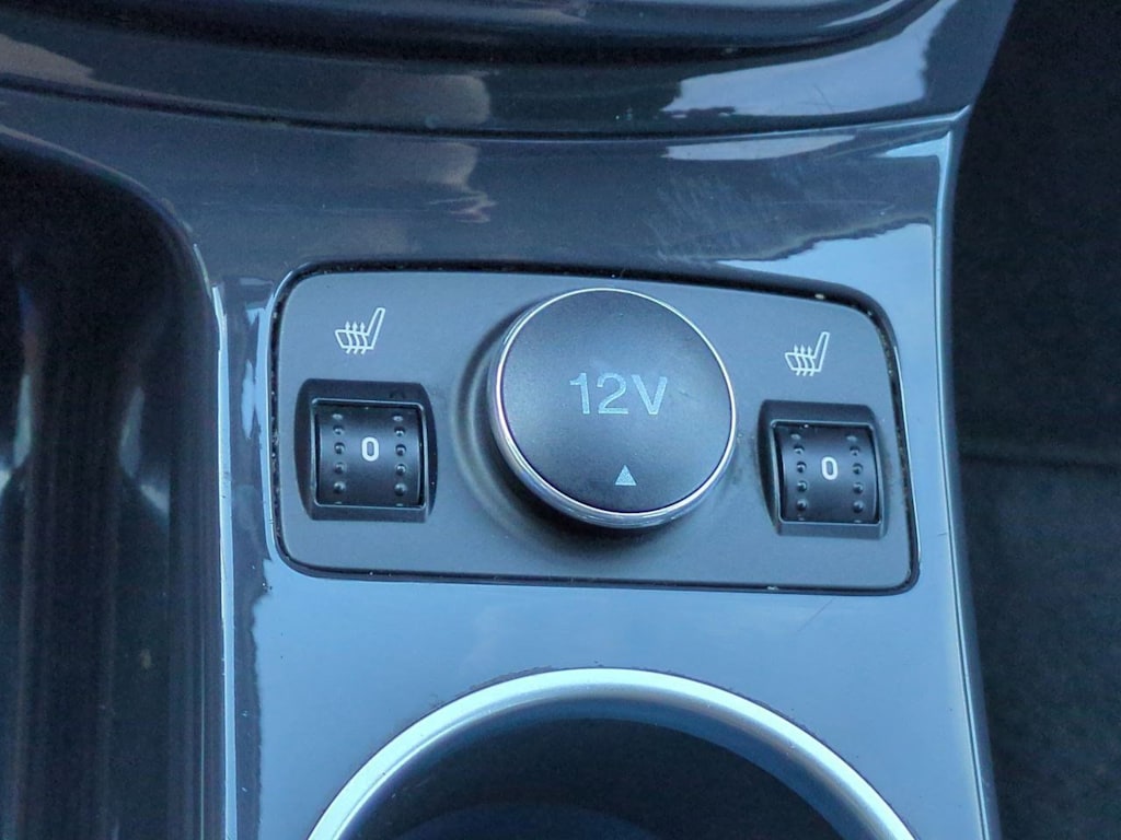 Thumbnail: 2013 Ford Escape - 15