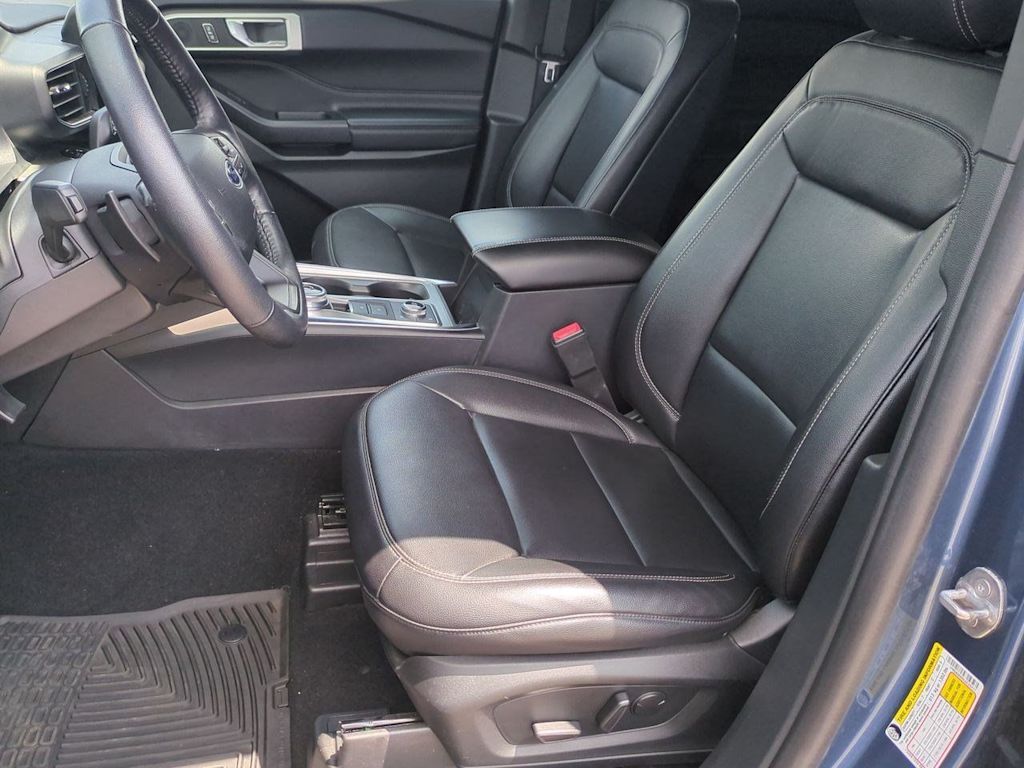 Thumbnail: 2020 Ford Explorer - 10