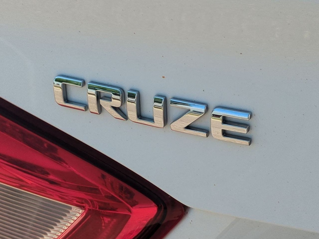 Thumbnail: 2018 Chevrolet Cruze - 24