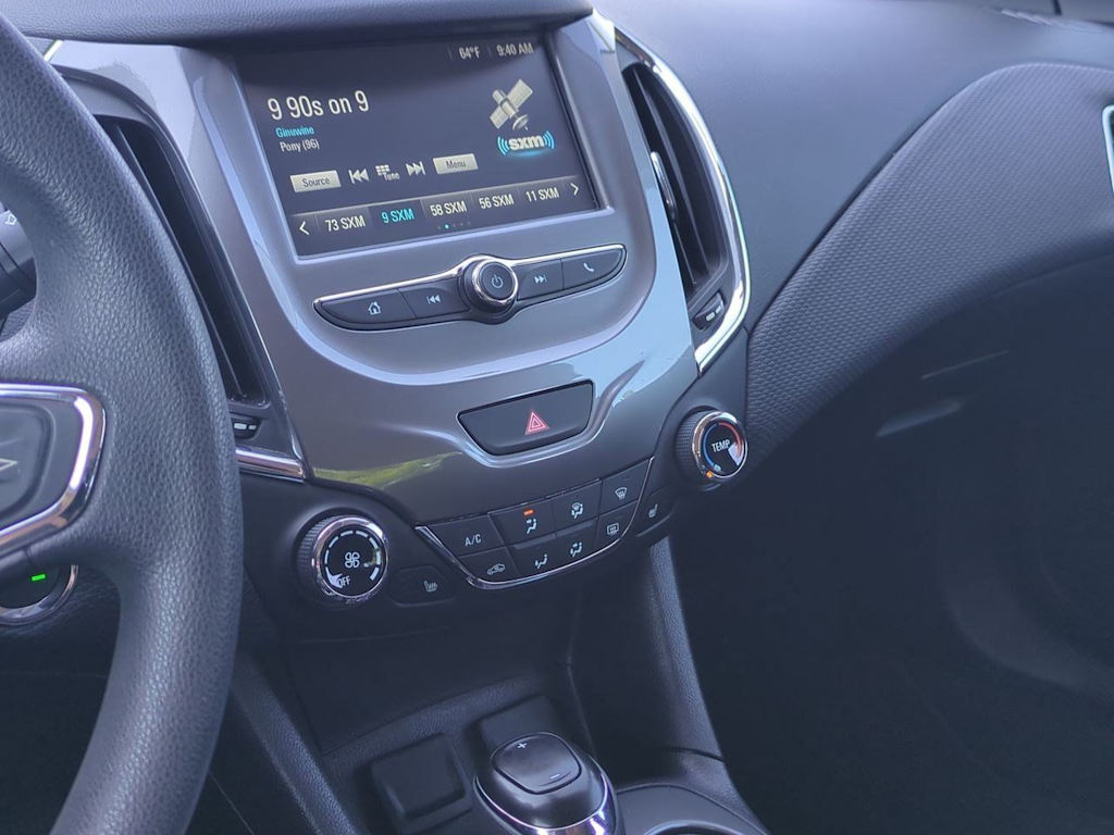 Thumbnail: 2018 Chevrolet Cruze - 14