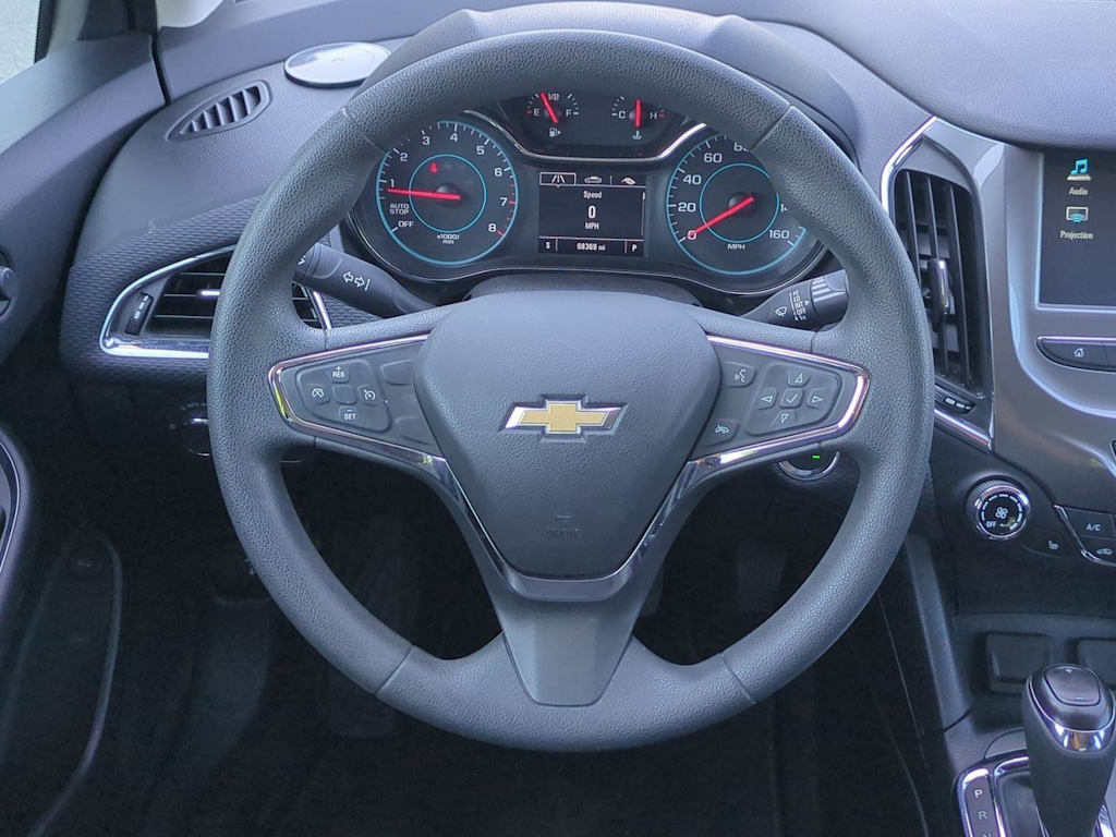 Thumbnail: 2018 Chevrolet Cruze - 13