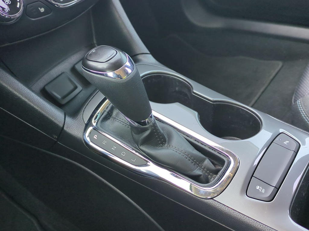 Thumbnail: 2018 Chevrolet Cruze - 15