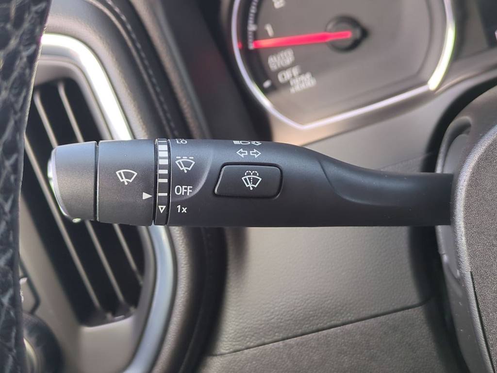 Thumbnail: 2021 Chevrolet Silverado 1500 - 30