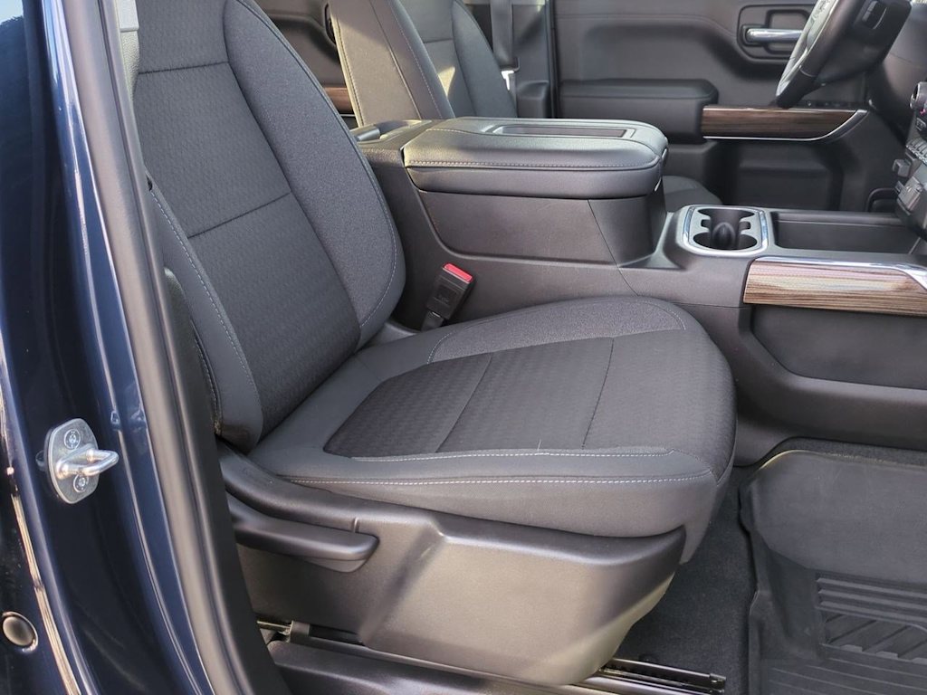 Thumbnail: 2021 Chevrolet Silverado 1500 - 26