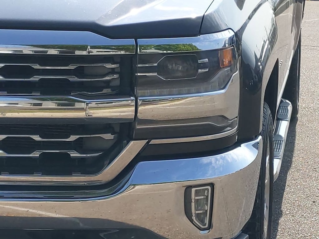 Thumbnail: 2016 Chevrolet Silverado 1500 - 23