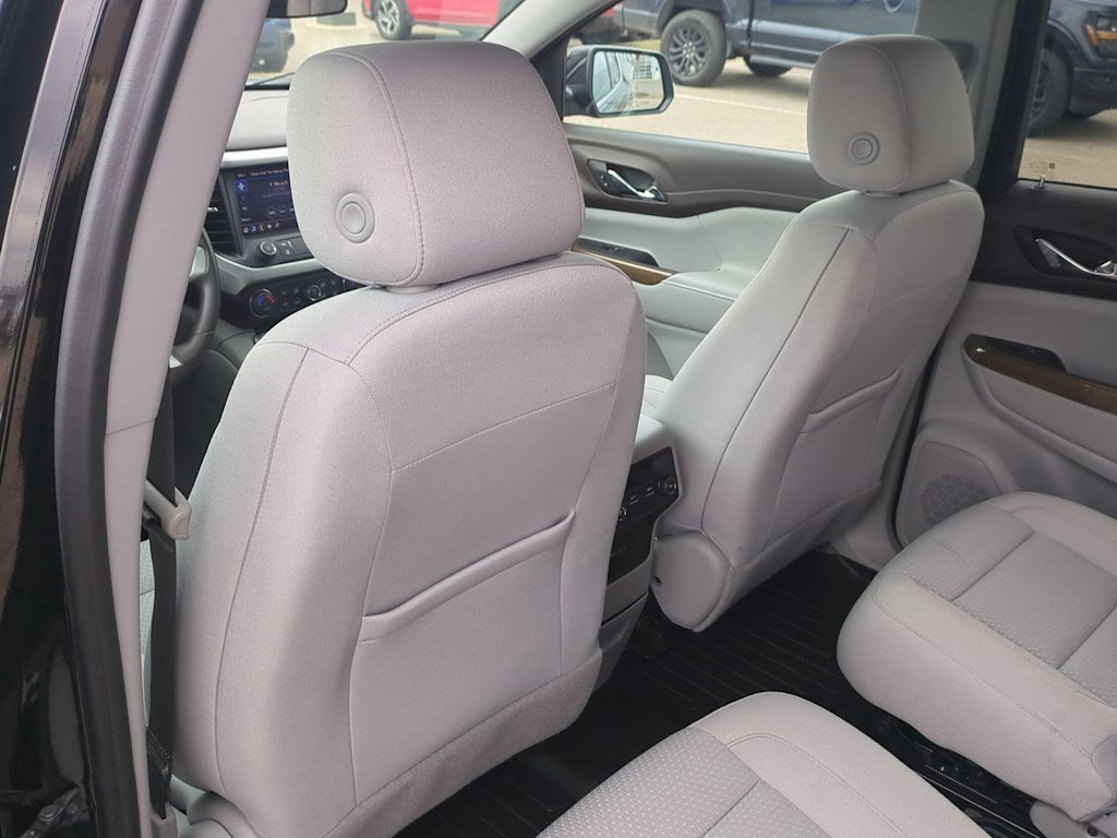 Thumbnail: 2023 GMC Acadia - 12