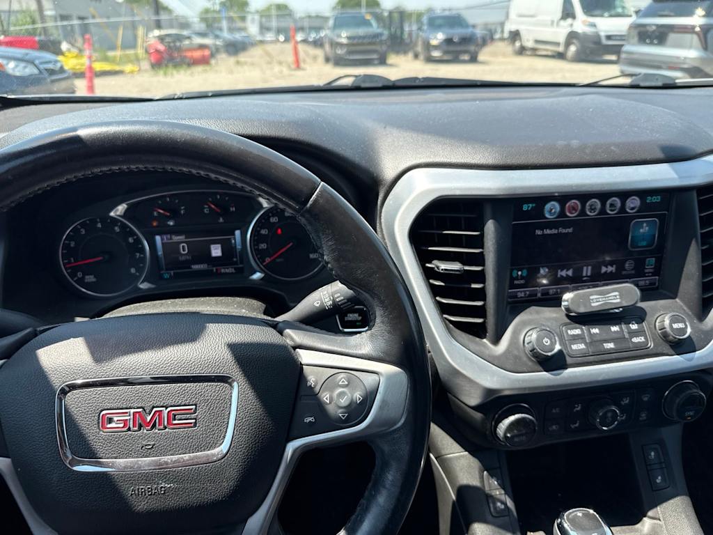 Thumbnail: 2017 GMC Acadia - 2