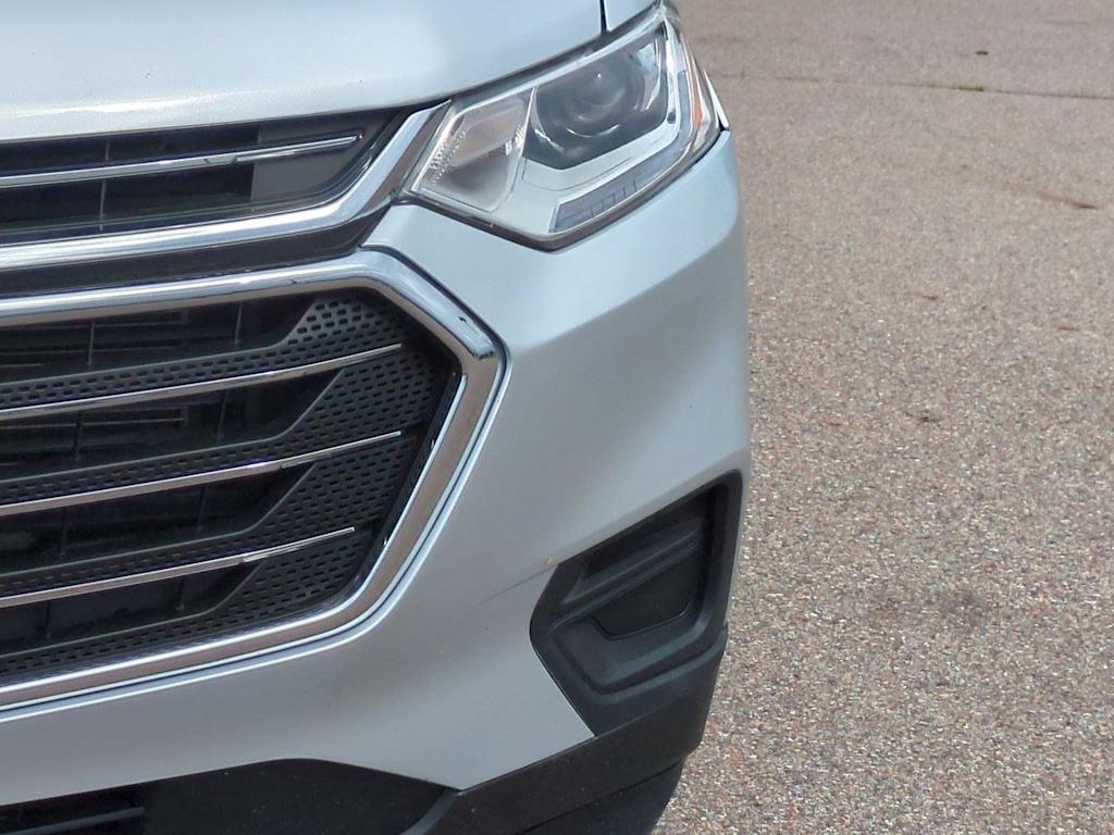 Thumbnail: 2019 Chevrolet Traverse - 23