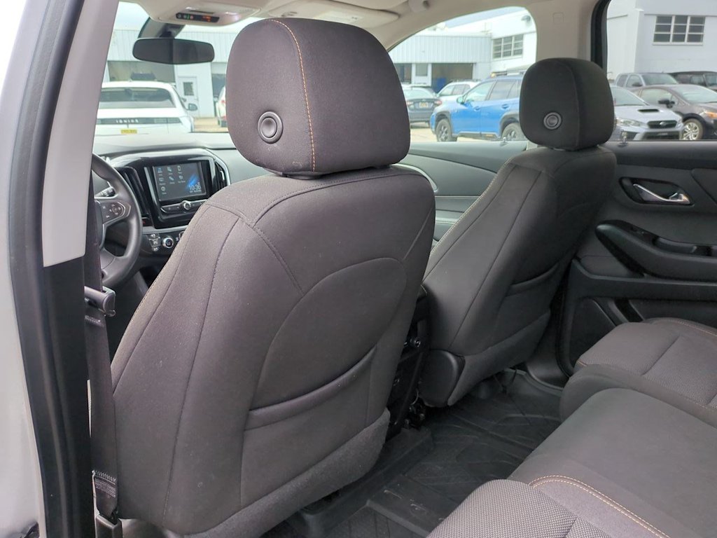 Thumbnail: 2019 Chevrolet Traverse - 12