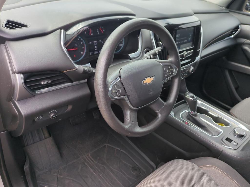 Thumbnail: 2019 Chevrolet Traverse - 2