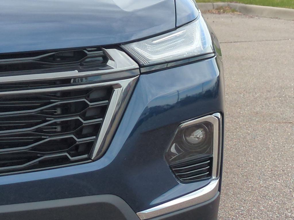 Thumbnail: 2023 Chevrolet Traverse - 23