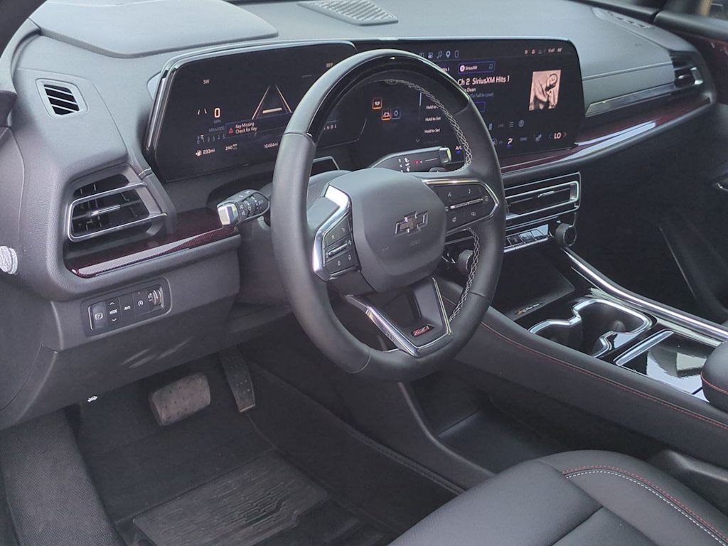 Thumbnail: 2025 Chevrolet Traverse - 2