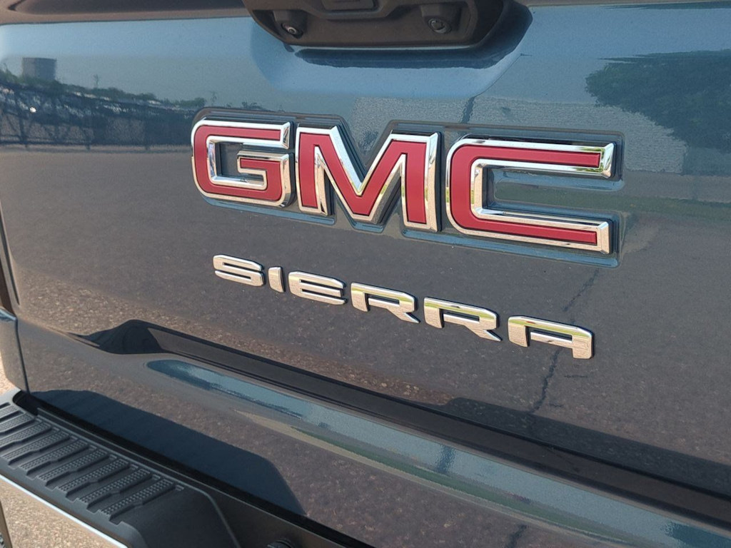 Thumbnail: 2024 GMC Sierra 1500 - 24