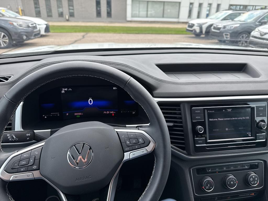 Thumbnail: 2022 Volkswagen Atlas - 2