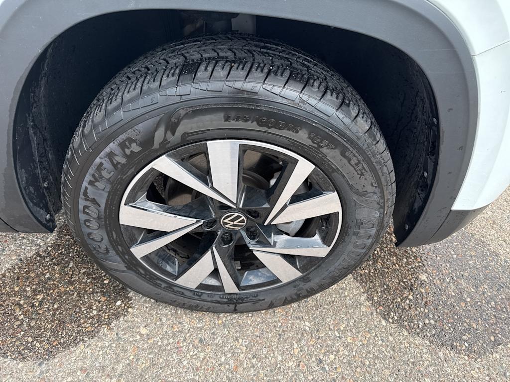 Thumbnail: 2022 Volkswagen Atlas - 8