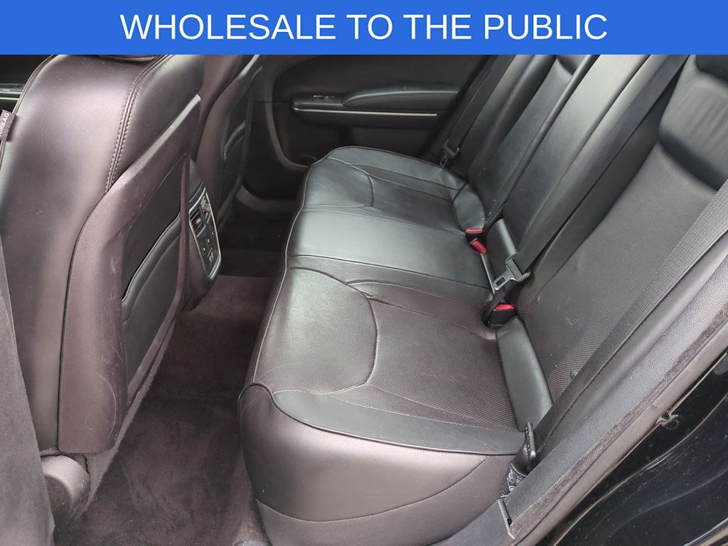 Thumbnail: 2016 Chrysler 300 - 12