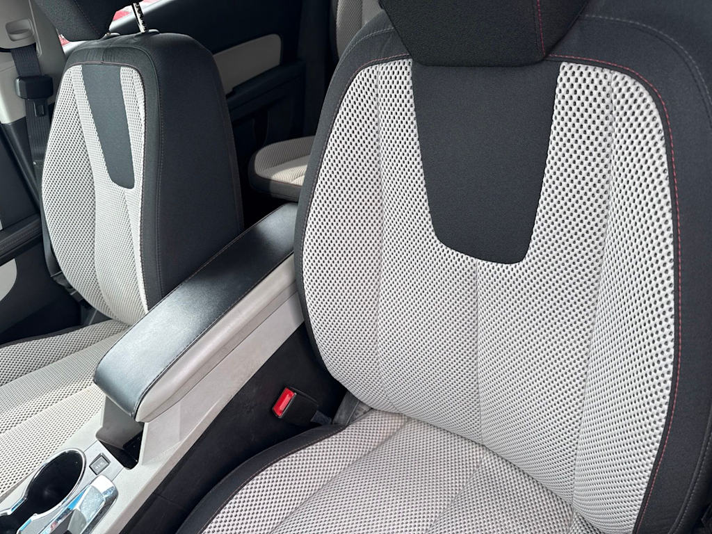 Thumbnail: 2011 Chevrolet Equinox - 8