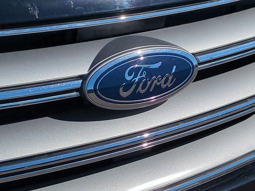 Thumbnail: 2017 Ford Edge - 7