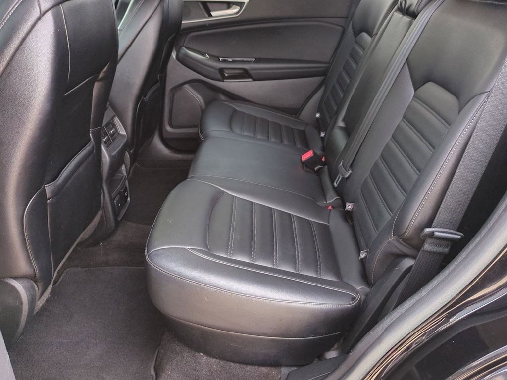 Thumbnail: 2019 Ford Edge - 26