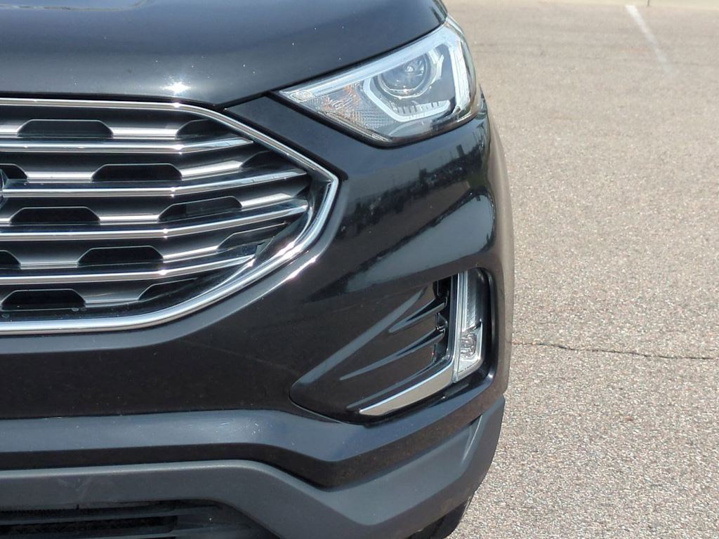 Thumbnail: 2019 Ford Edge - 23