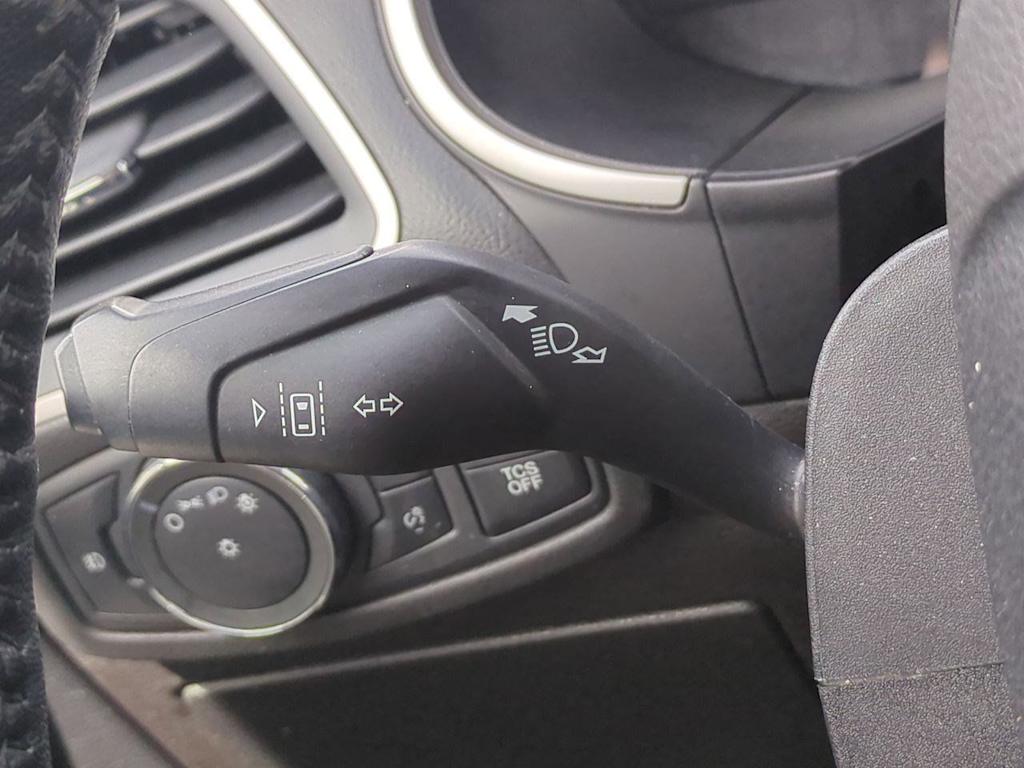 Thumbnail: 2019 Ford Edge - 31