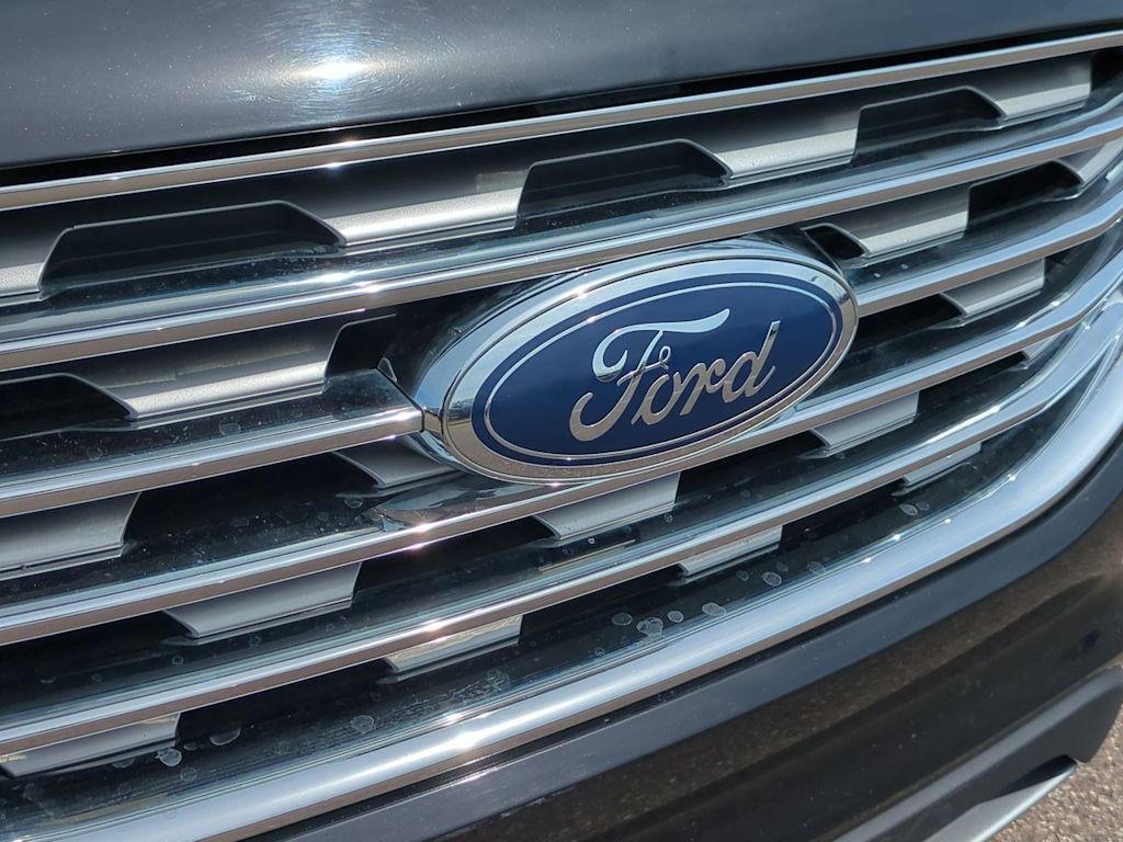Thumbnail: 2019 Ford Edge - 7