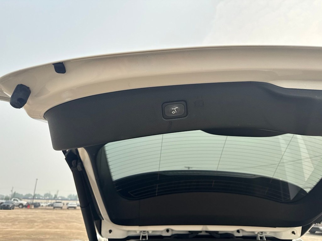Thumbnail: 2022 Ford Edge - 18