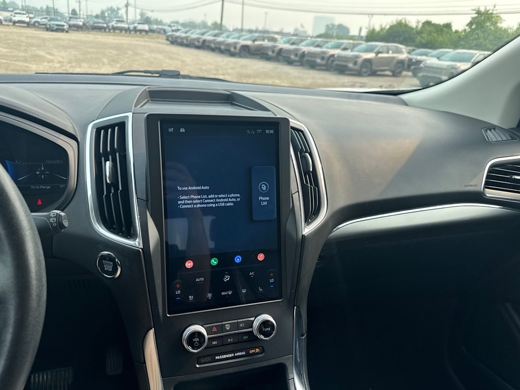 Thumbnail: 2022 Ford Edge - 9