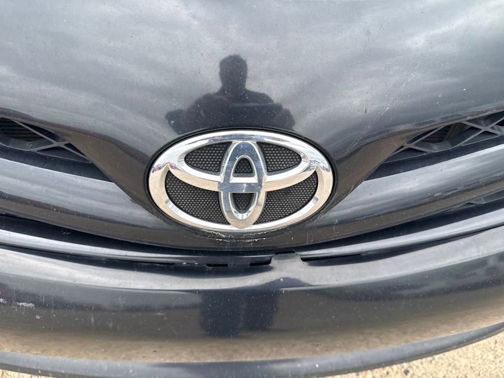 Thumbnail: 2011 Toyota Corolla - 6